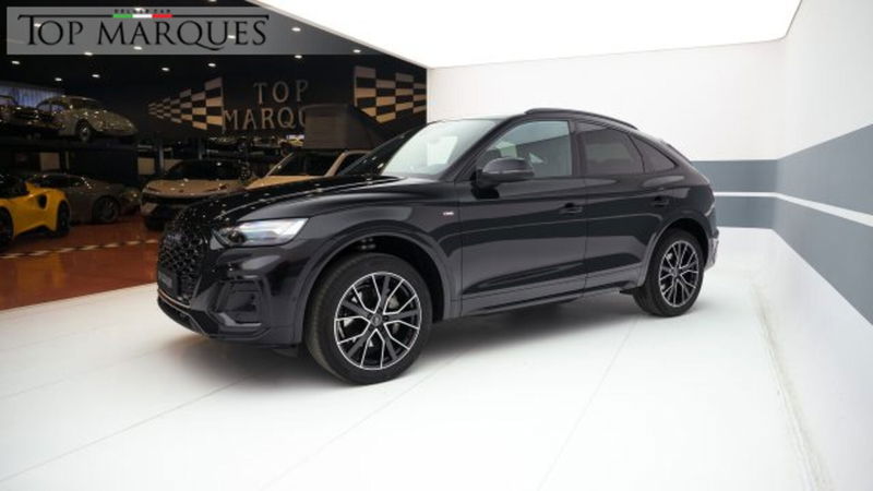 Audi Q5 Sportback 40 2.0 tdi mhev 12V Identity Black quattro s-tronic