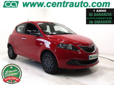 Lancia Ypsilon 1.0 FireFly 5 porte S&S Hybrid Ecochic Gold usata