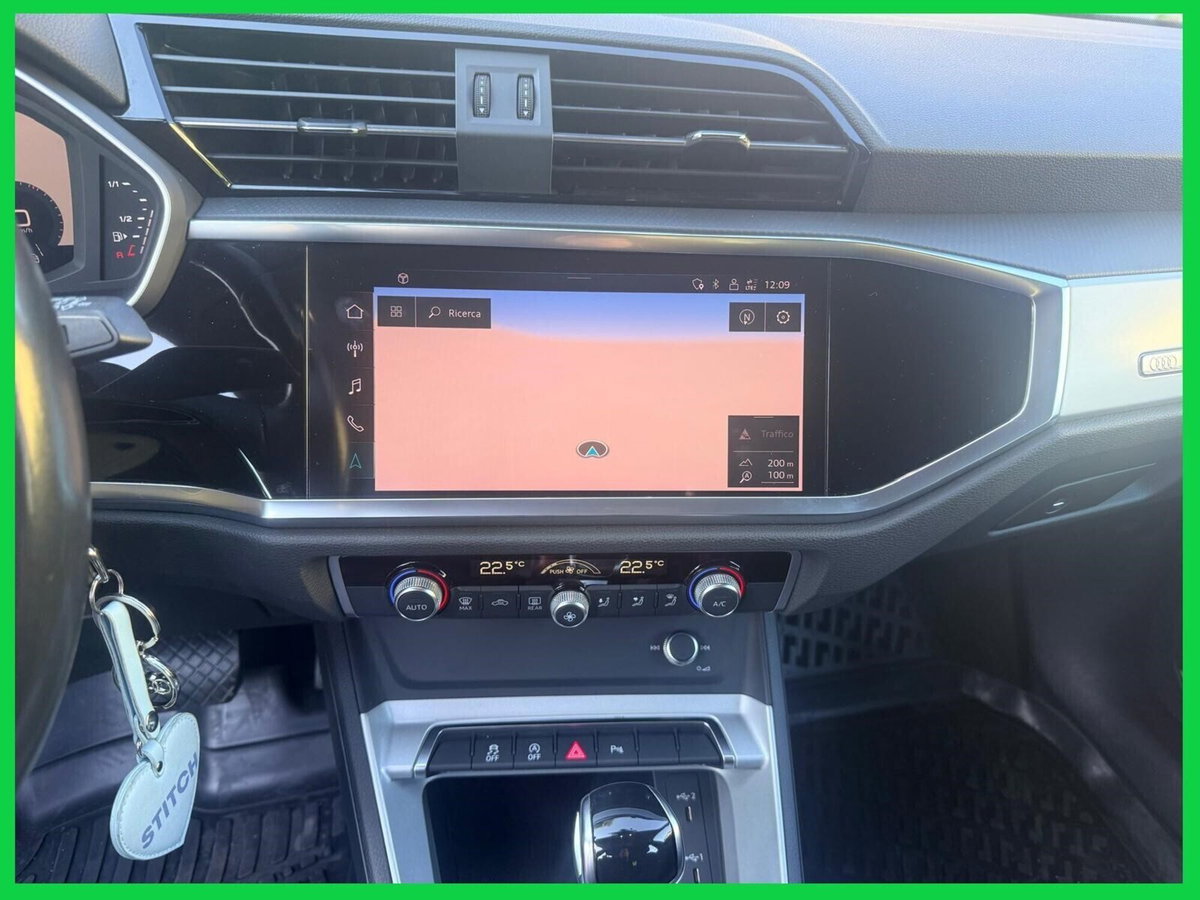 Audi Q3 35 TDI quattro S tronic Business Advanced (13)