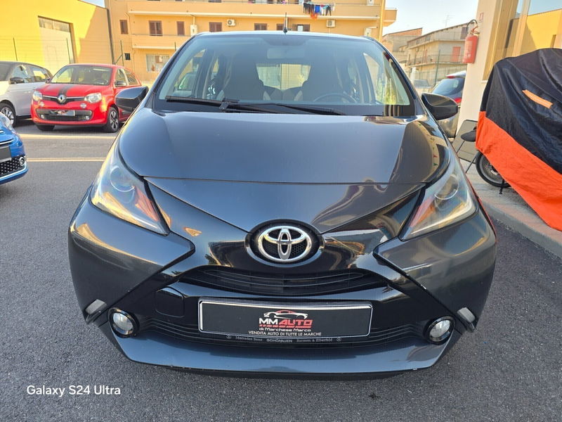 Toyota Aygo 1.0 VVT-i 69 CV 5 porte x-cool