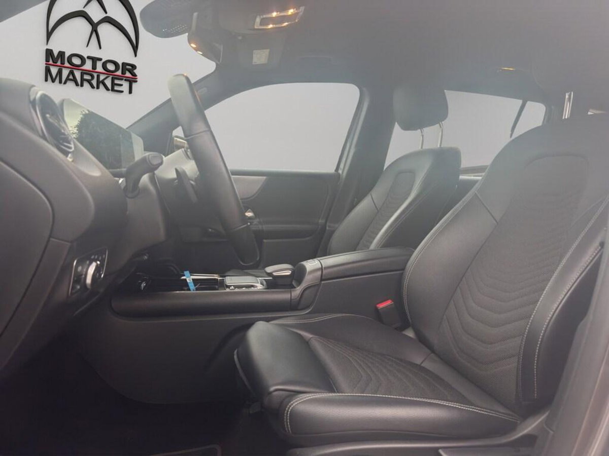 Mercedes-Benz GLB 200 d Business Extra auto 7p.ti (15)