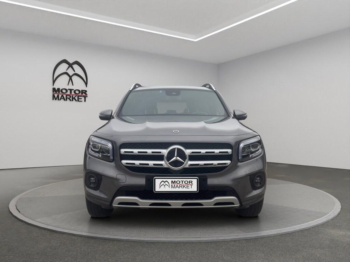 Mercedes-Benz GLB 200 d Business Extra auto 7p.ti (2)