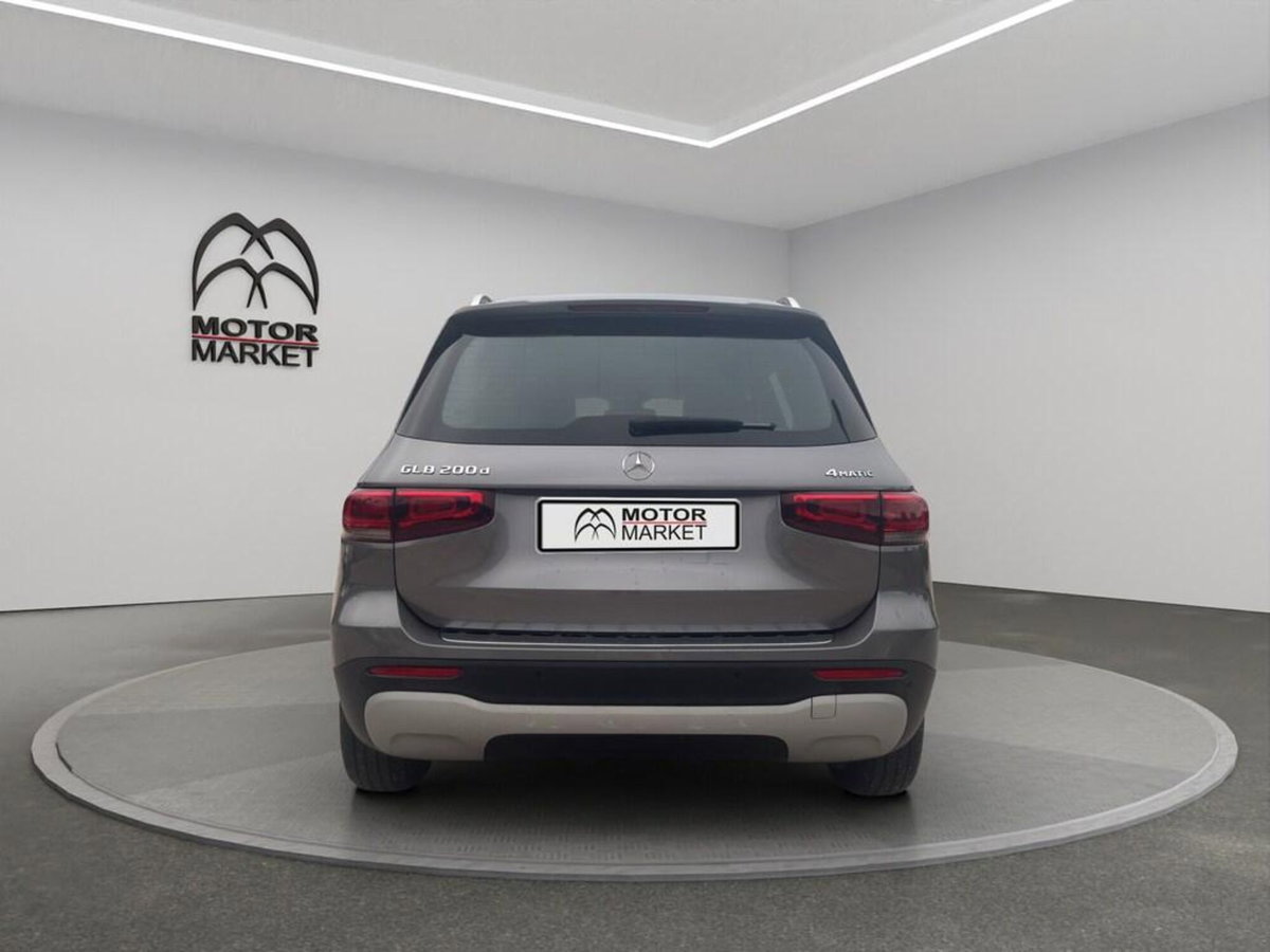 Mercedes-Benz GLB 200 d Business Extra auto 7p.ti (6)