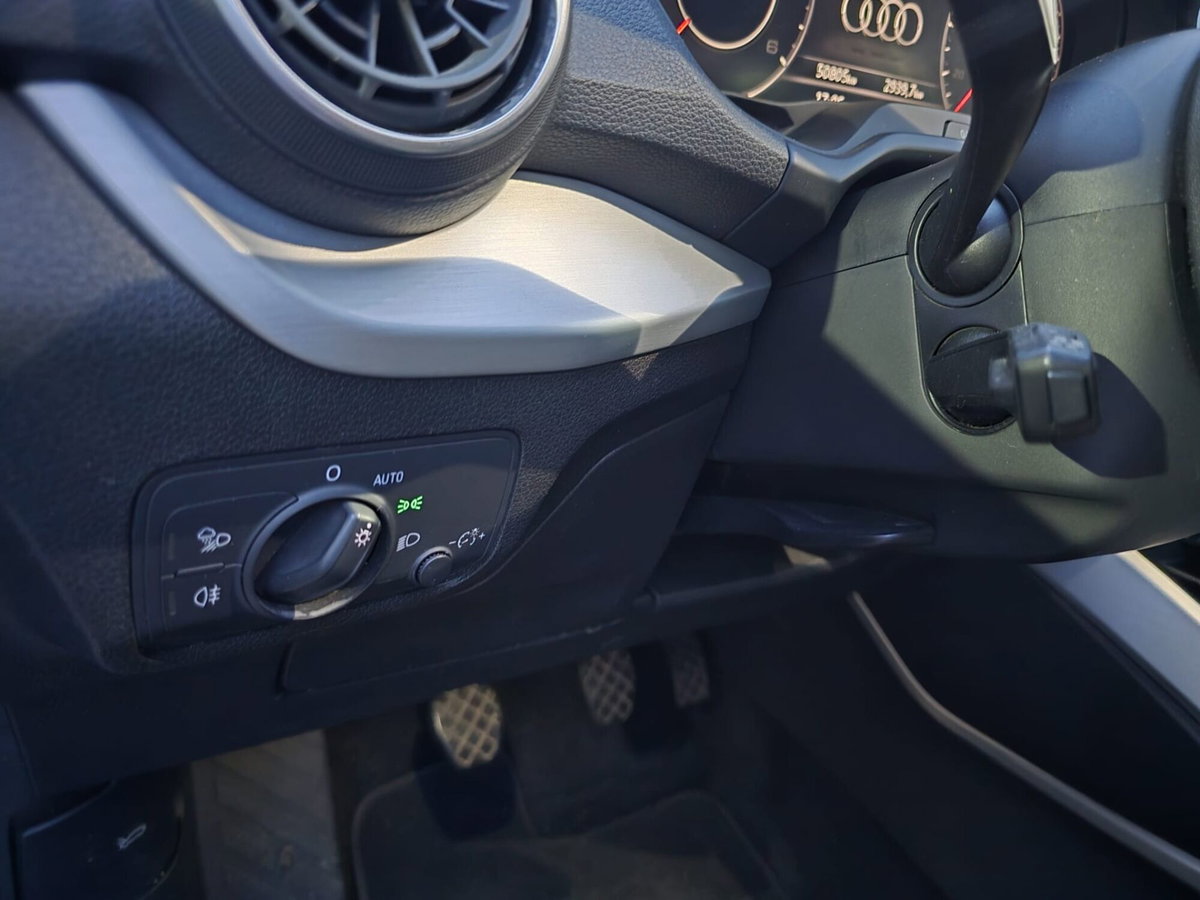Audi Q2 Q2 30 TDI S line Edition (15)