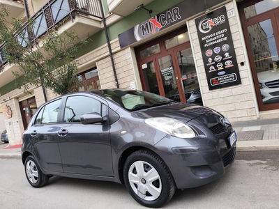 Toyota Yaris 1.0 3 porte usata