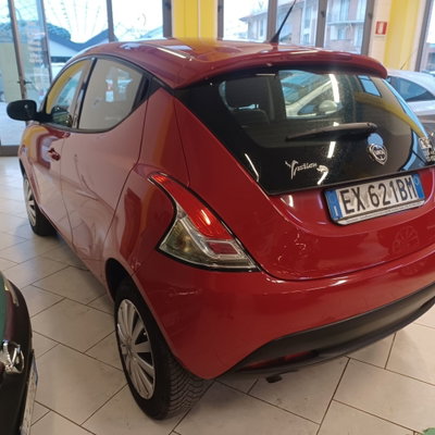 Lancia Ypsilon 0.9 TwinAir 85 CV 5 porte Metano Ecochic Elefantino (12)