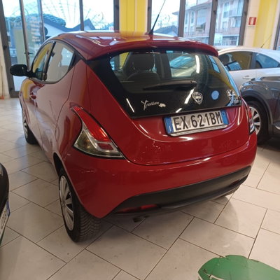 Lancia Ypsilon 0.9 TwinAir 85 CV 5 porte Metano Ecochic Elefantino (17)