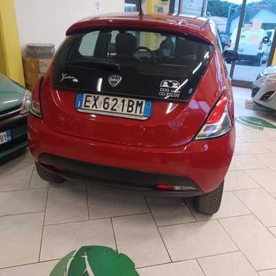 Lancia Ypsilon 0.9 TwinAir 85 CV 5 porte Metano Ecochic Elefantino (18)