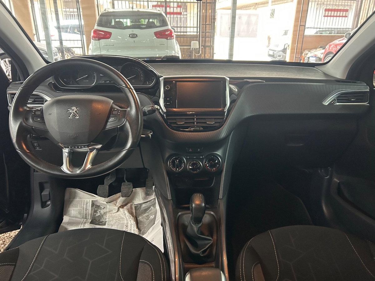 Peugeot 2008 VTi 82CV Allure (20)