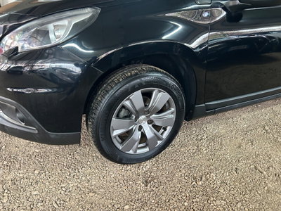 Peugeot 2008 VTi 82CV Allure (6)