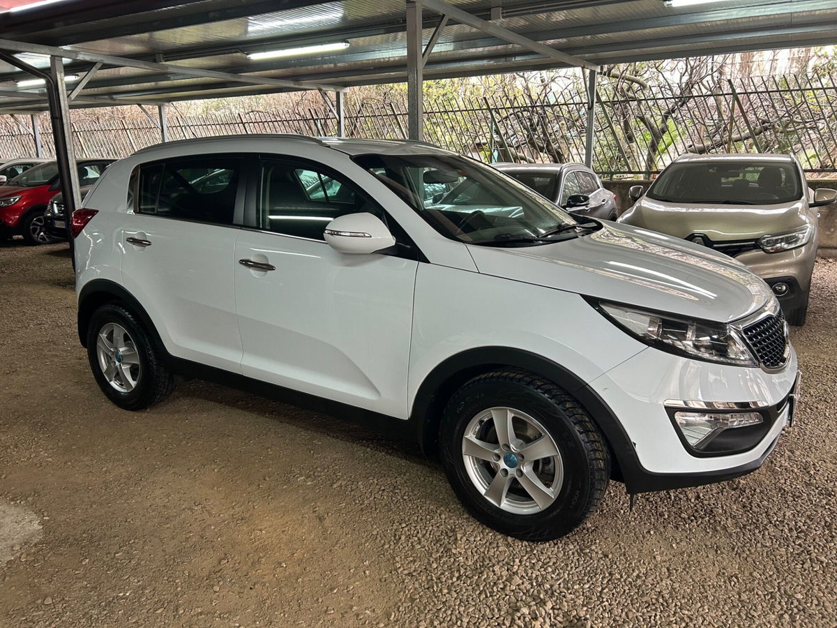 Kia Sportage 1.7 CRDI VGT 2WD Cool (10)