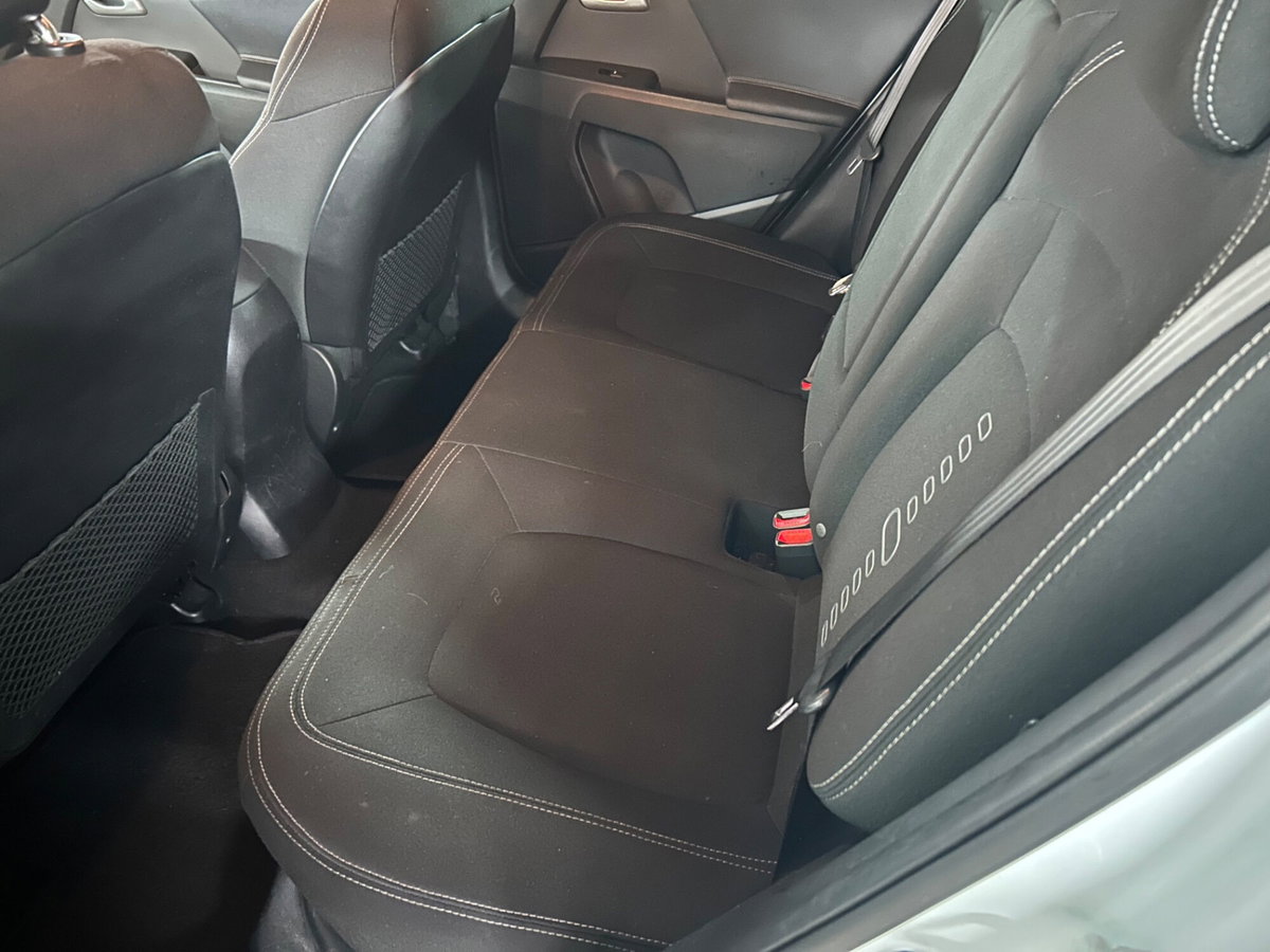 Kia Sportage 1.7 CRDI VGT 2WD Cool (18)