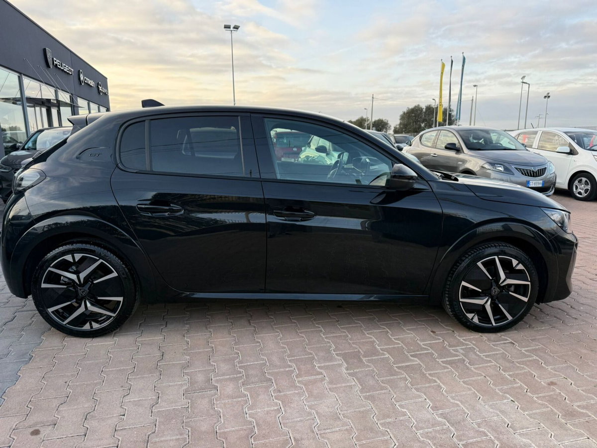 Peugeot 208 PureTech 100 Stop&Start 5 porte GT (4)
