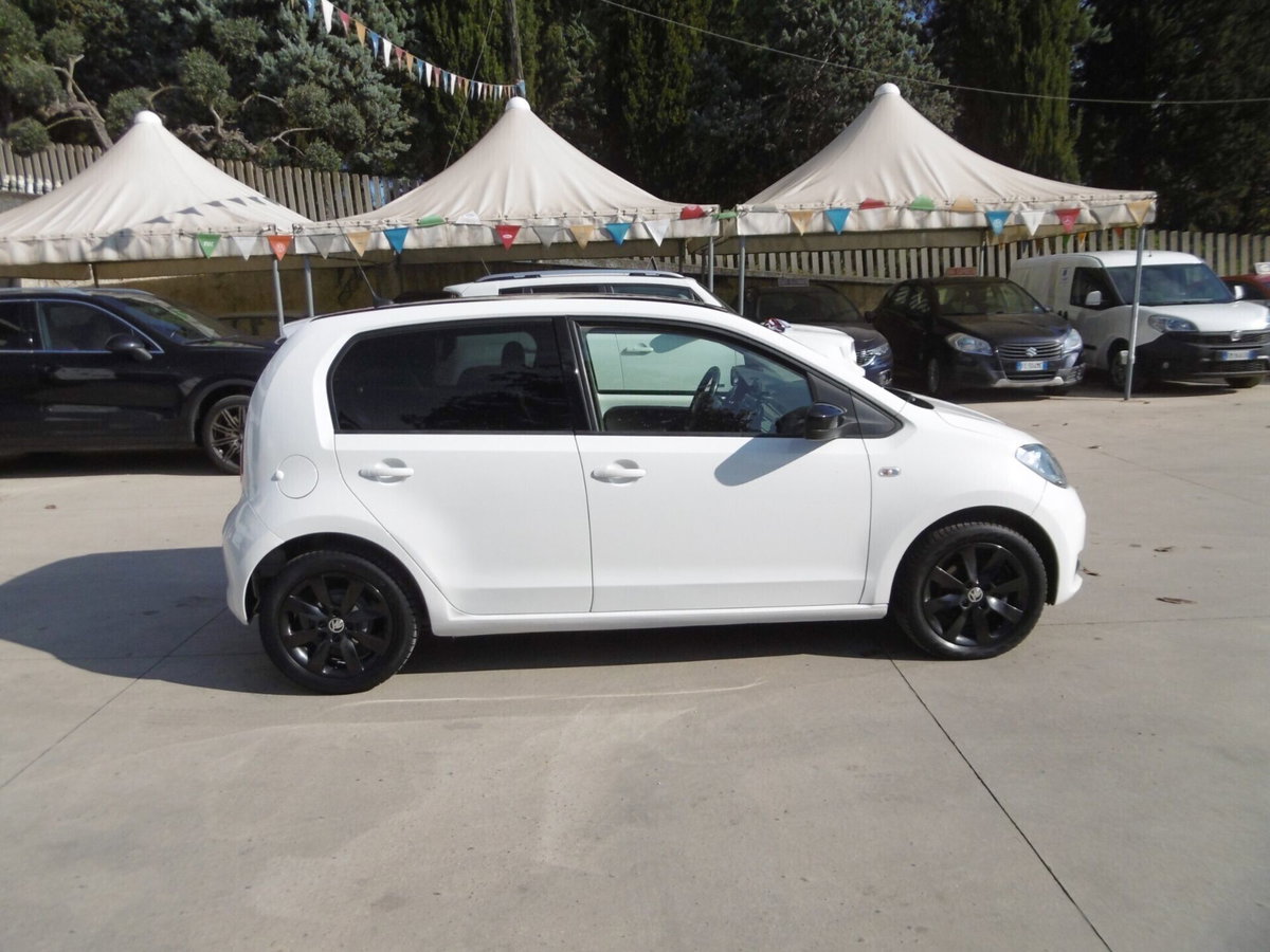 Skoda Citigo 68 CV 5 porte Style G-Tec (4)