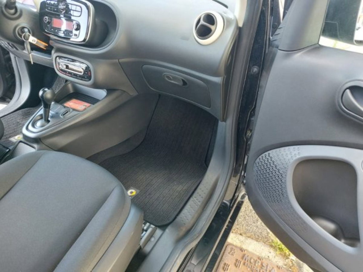 smart Fortwo EQ Bluedawn (22kW) (13)