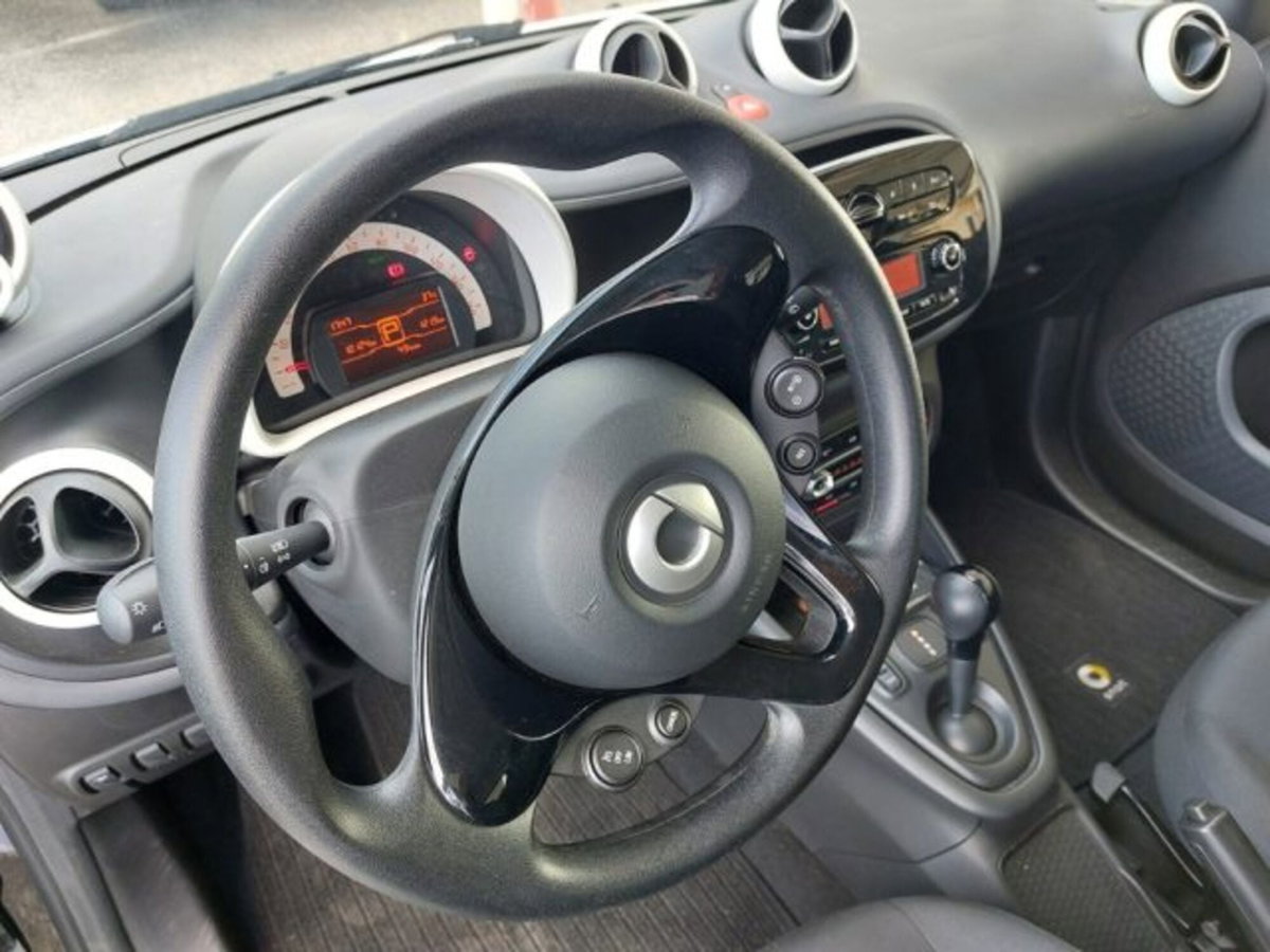 smart Fortwo EQ Bluedawn (22kW) (17)