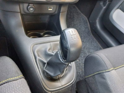 Citroen C3 BlueHDi 100 S&S Van Feel (17)