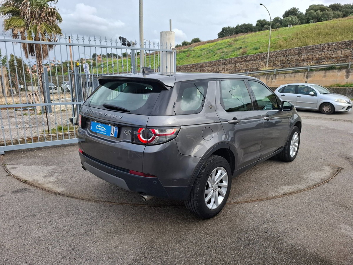 Land Rover Discovery Sport 2.0 TD4 150 CV SE (3)
