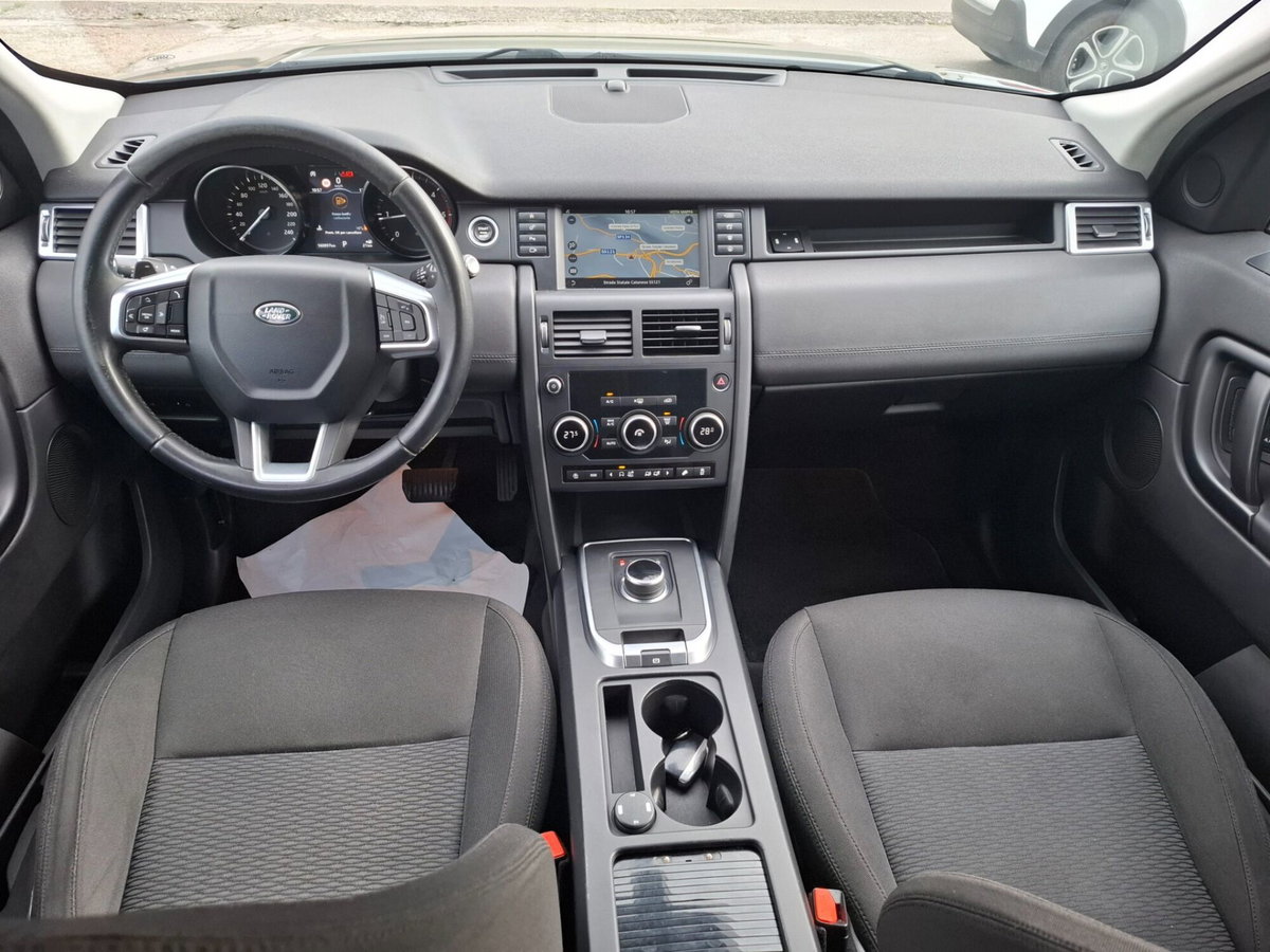 Land Rover Discovery Sport 2.0 TD4 150 CV SE (5)