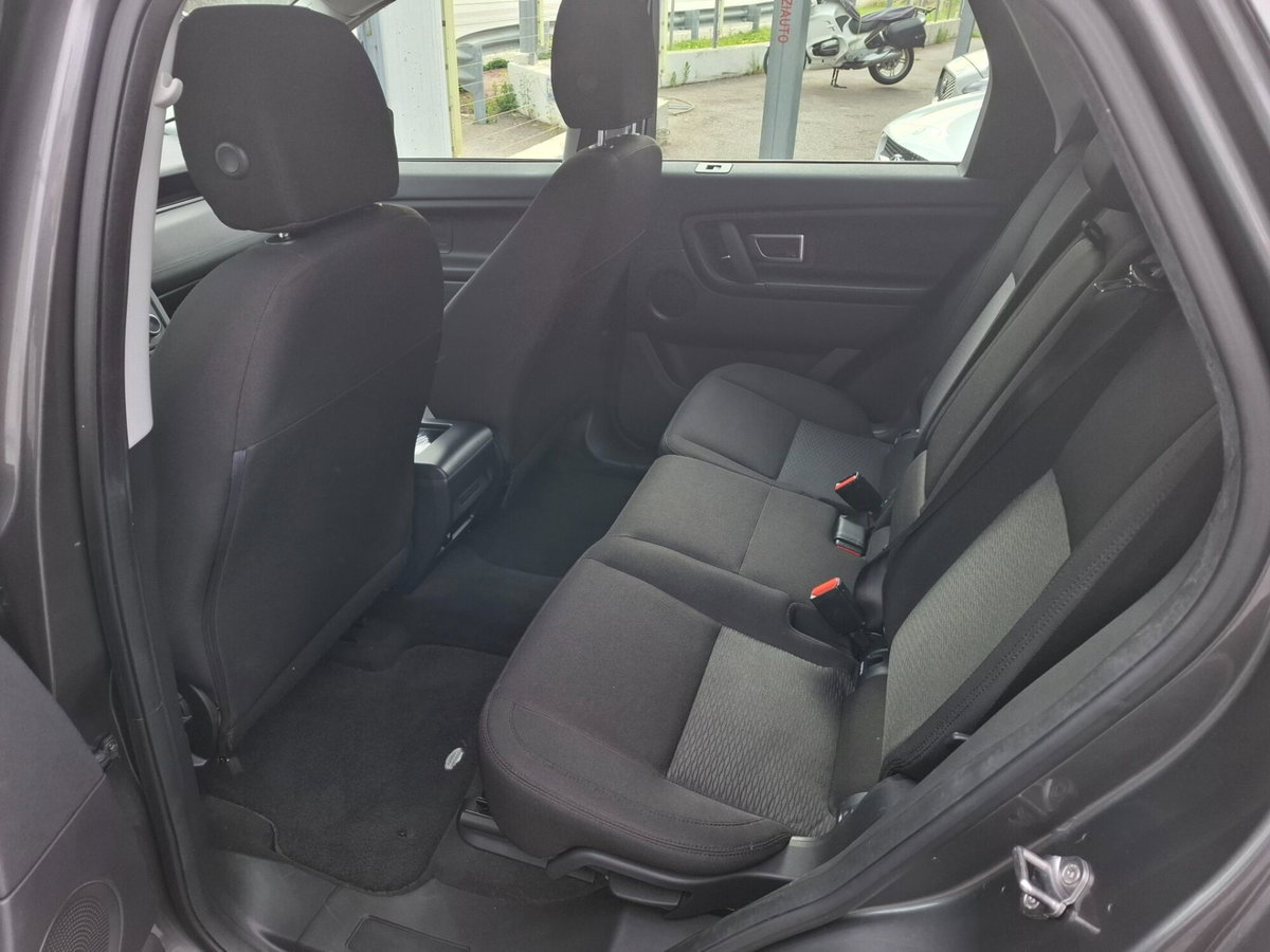 Land Rover Discovery Sport 2.0 TD4 150 CV SE (6)