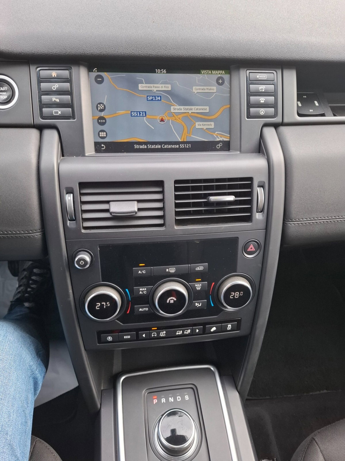 Land Rover Discovery Sport 2.0 TD4 150 CV SE (8)