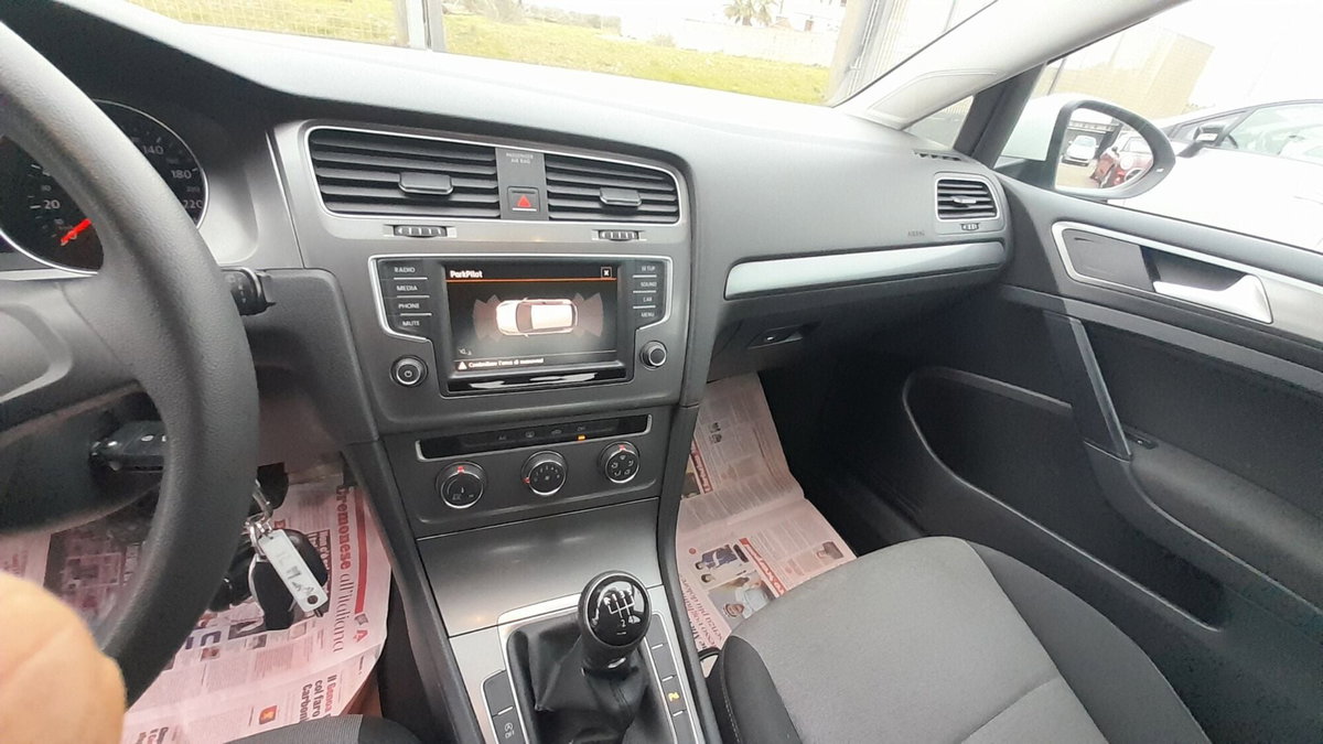 Volkswagen Golf 1.6 TDI 90 CV 5p. Trendline BlueMotion Technology (11)
