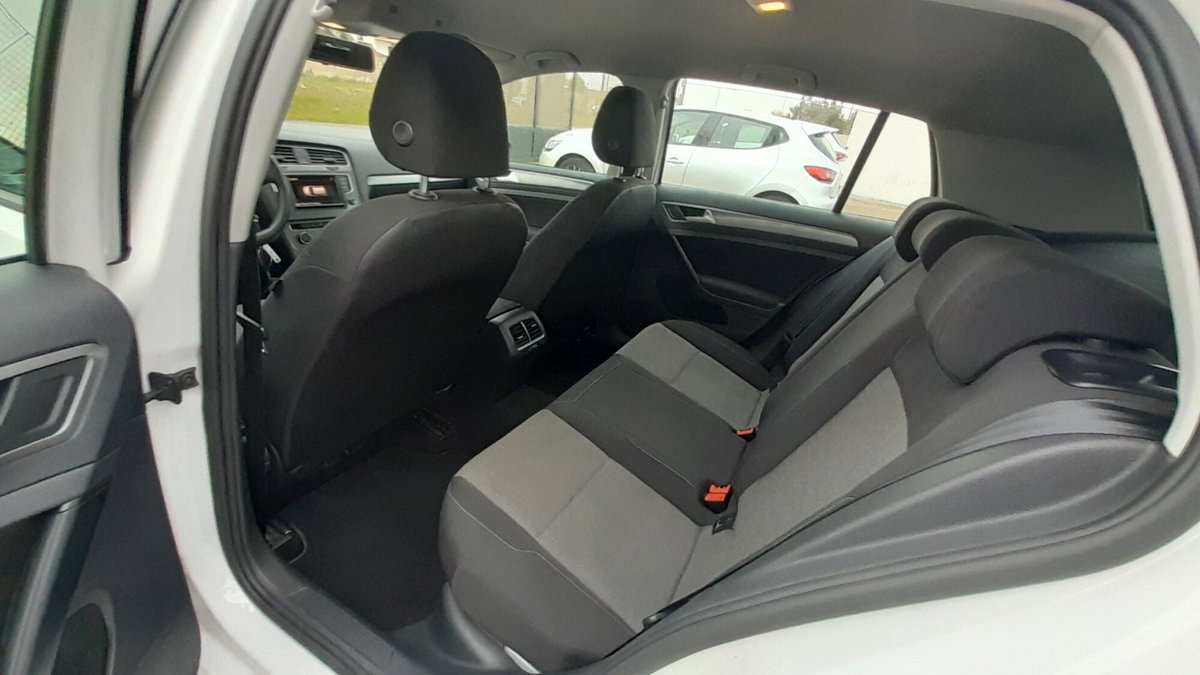 Volkswagen Golf 1.6 TDI 90 CV 5p. Trendline BlueMotion Technology (15)