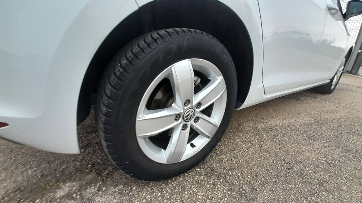 Volkswagen Golf 1.6 TDI 90 CV 5p. Trendline BlueMotion Technology (20)