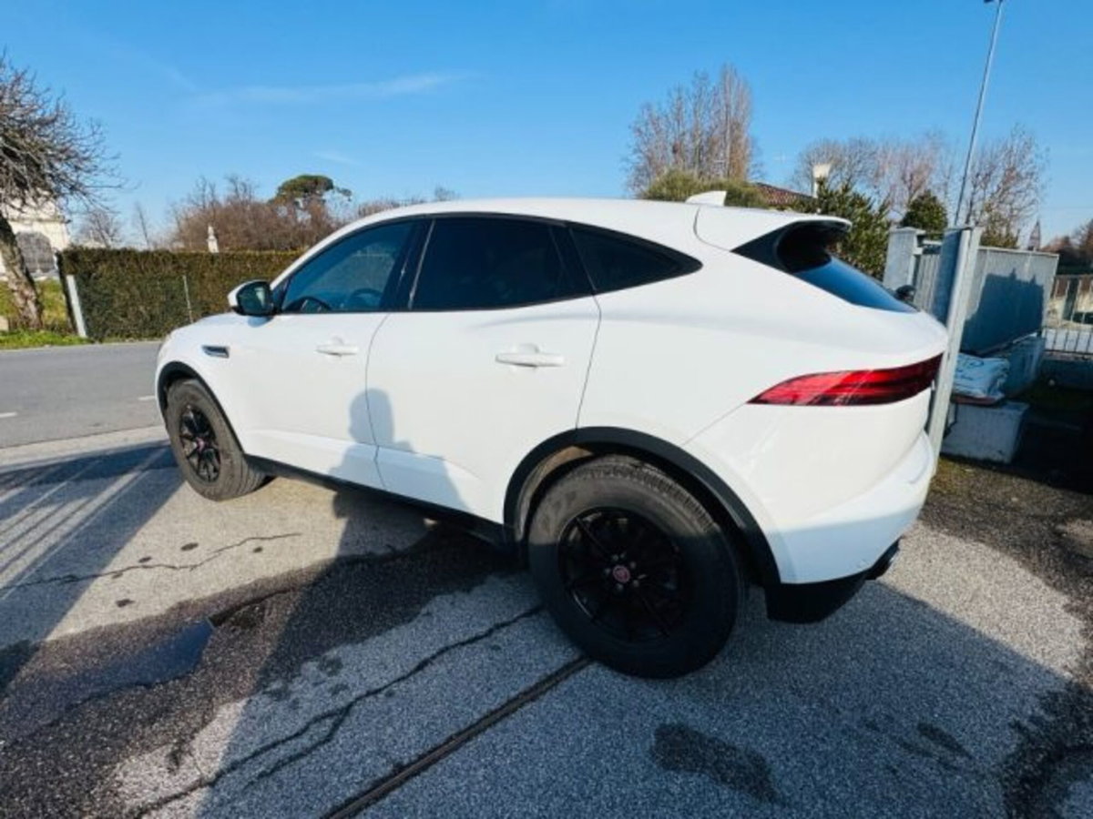 Jaguar E-Pace 2.0D 180 CV AWD aut. (3)