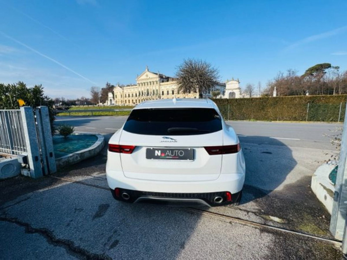 Jaguar E-Pace 2.0D 180 CV AWD aut. (4)