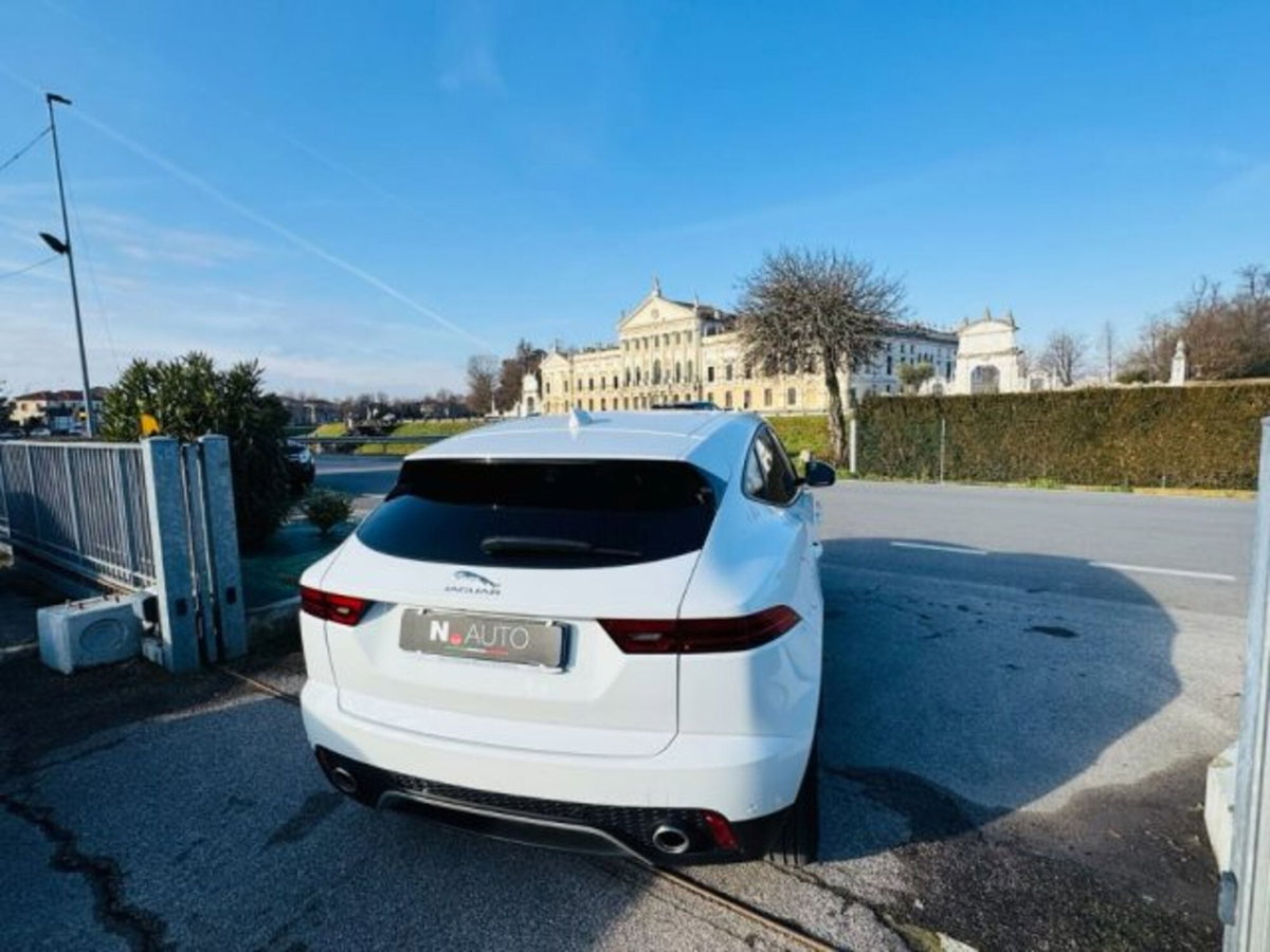 Jaguar E-Pace 2.0D 180 CV AWD aut. (5)