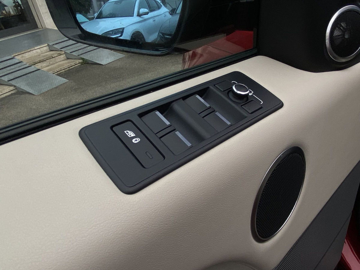 Land Rover Range Rover 3.0 TDV6 HSE (10)