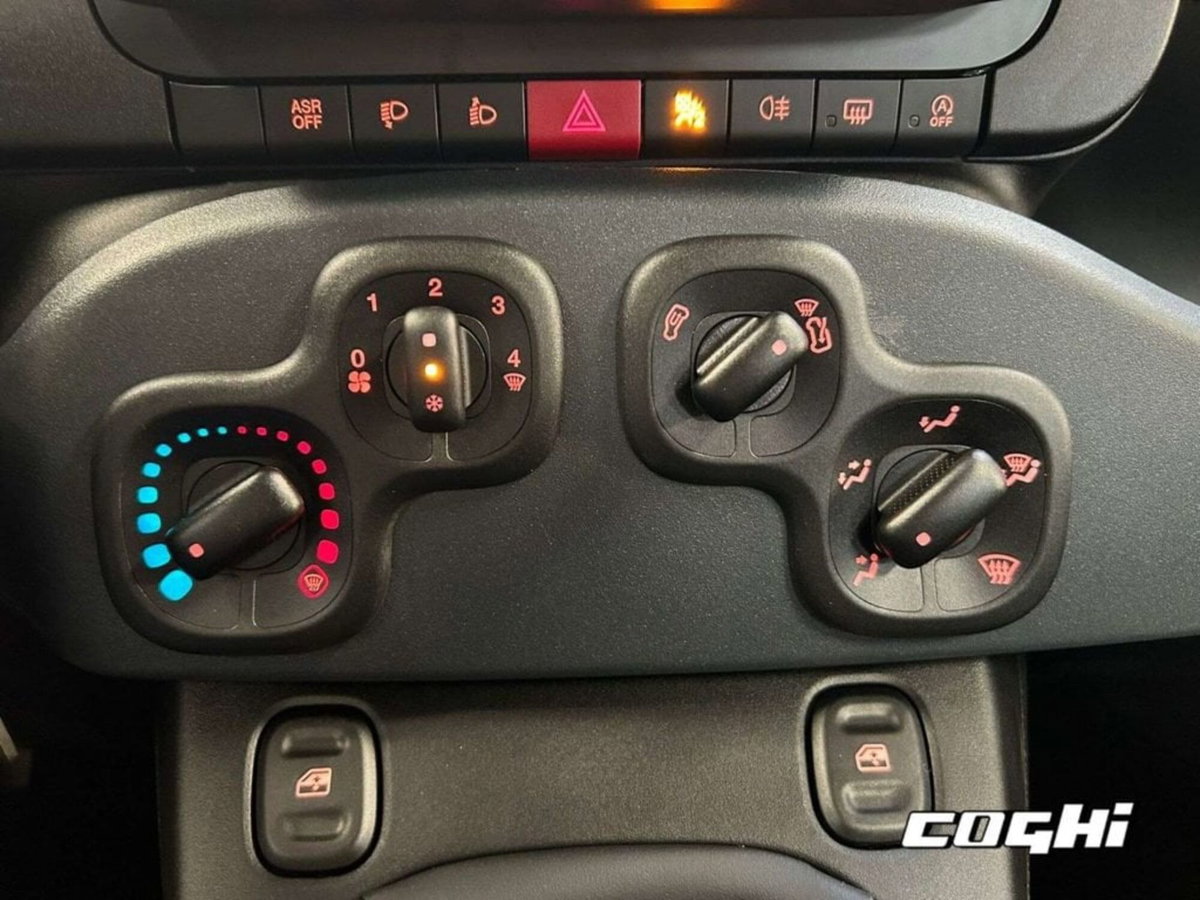 Fiat Panda 1.0 firefly hybrid Icon s&s 70cv (11)