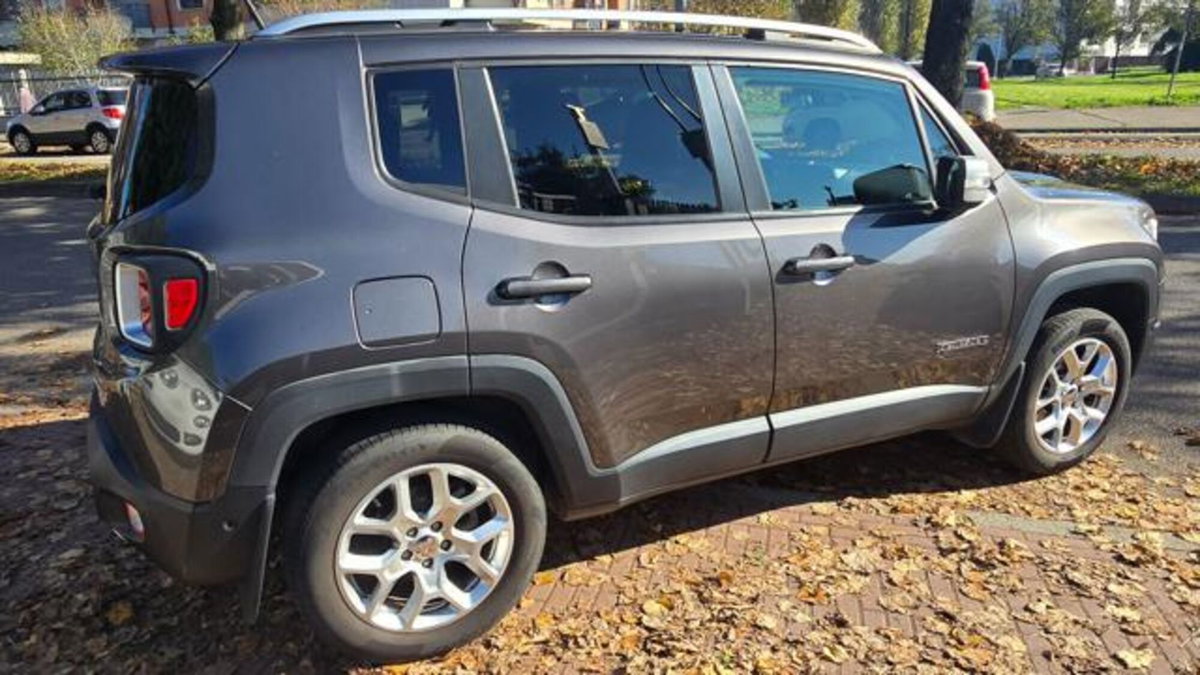Jeep Renegade 2.0 Mjt 140CV 4WD Active Drive Low Limited (8)