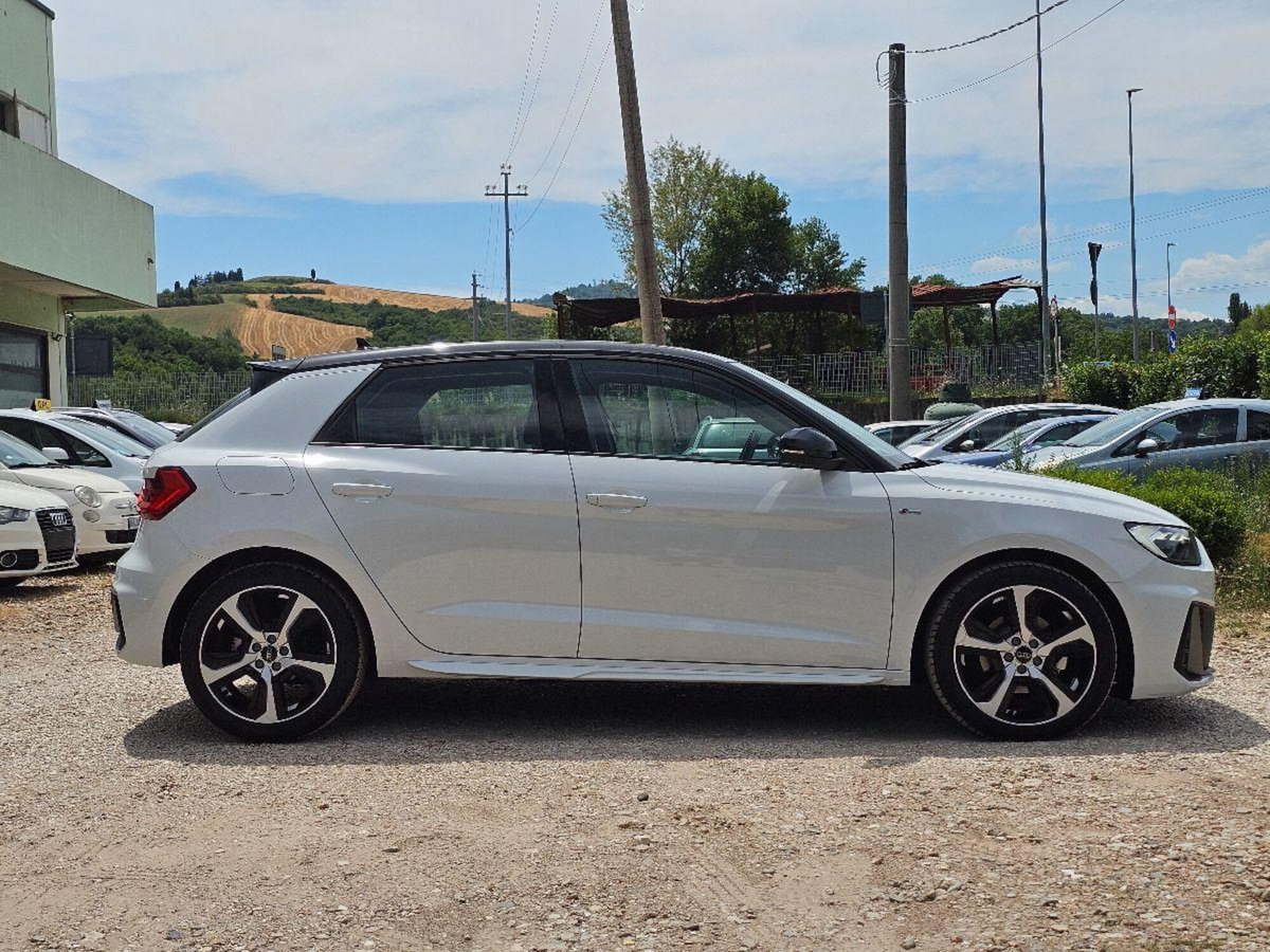 Audi A1 Sportback 30 TFSI S line edition (11)
