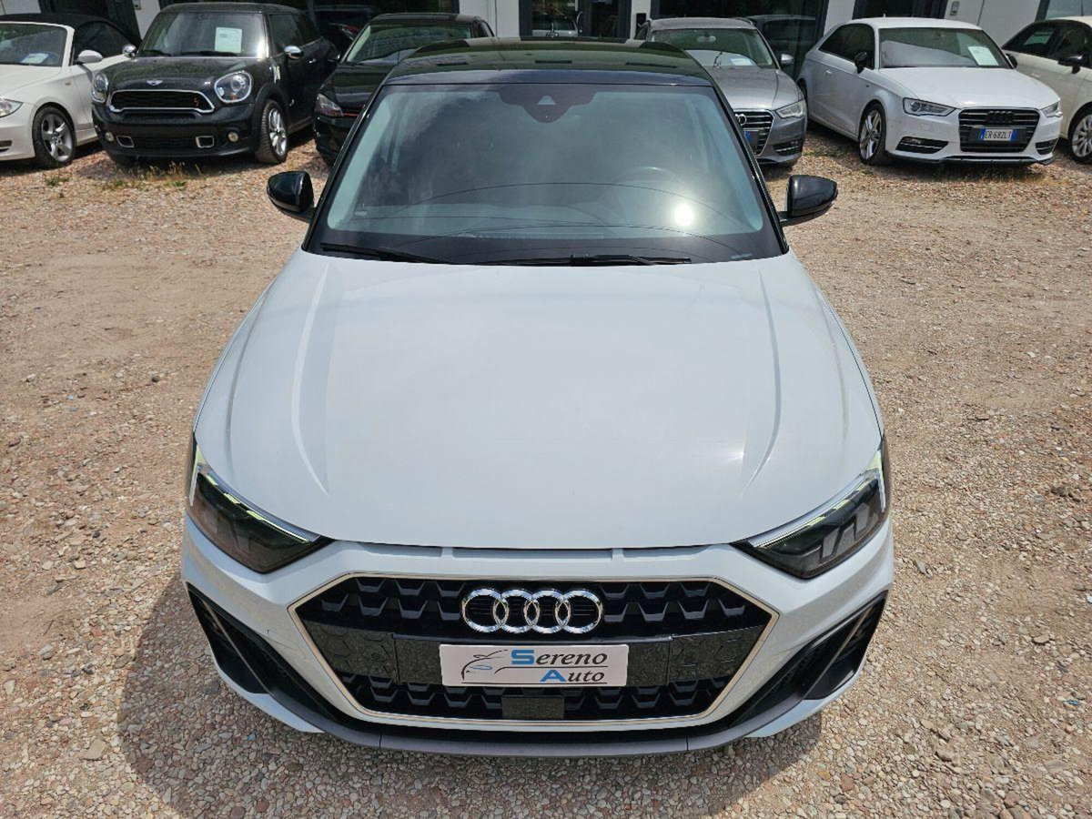 Audi A1 Sportback 30 TFSI S line edition (2)