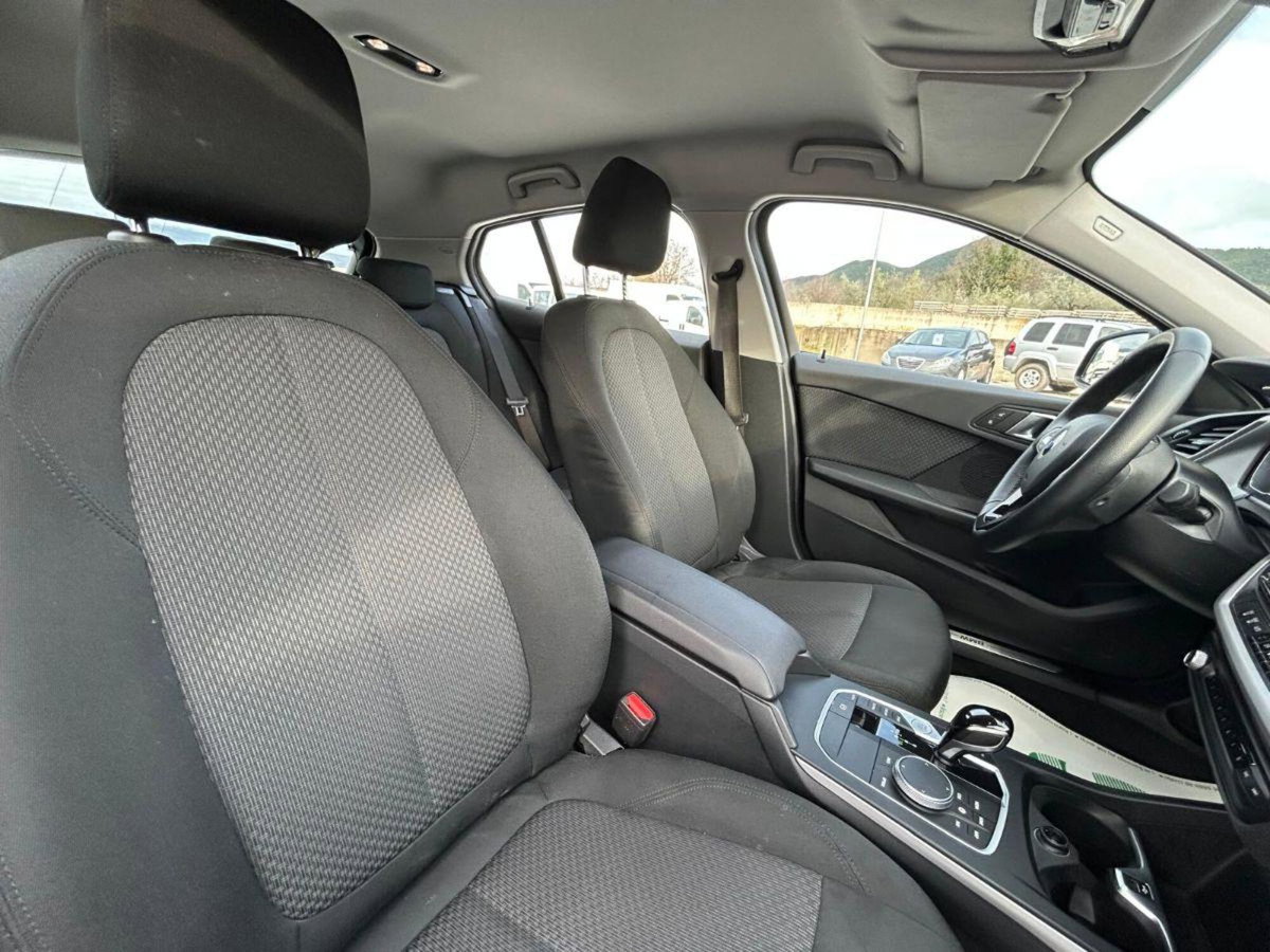 BMW Serie 1 116d Business Advantage (9)