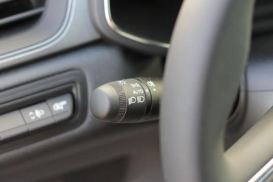 Renault Captur 1.0 eco-g Techno 100cv (16)