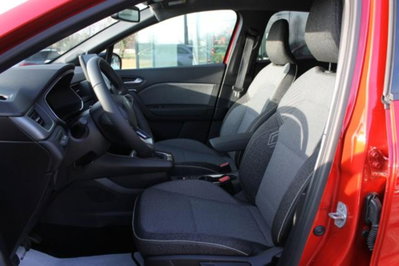 Renault Captur 1.0 eco-g Techno 100cv (8)