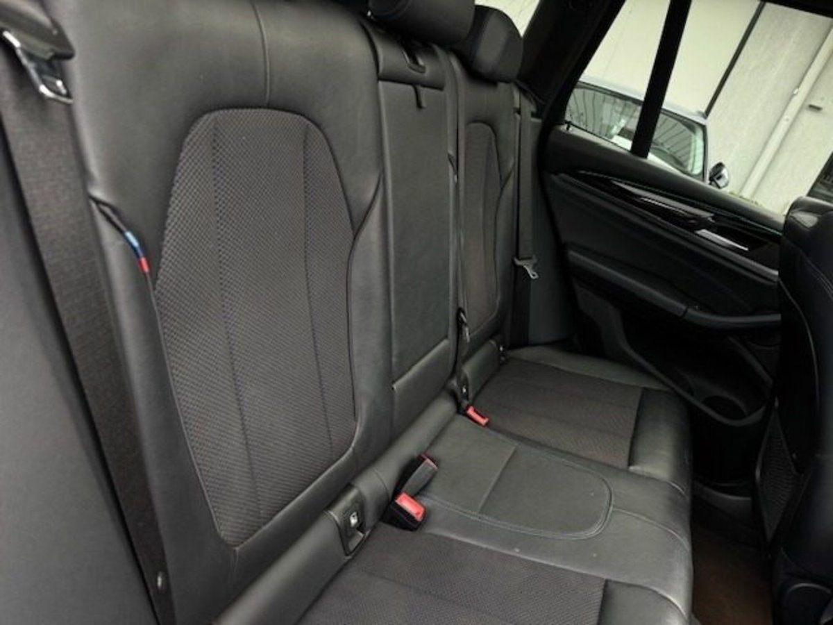 BMW X3 xDrive30d 249CV 48V Msport (18)