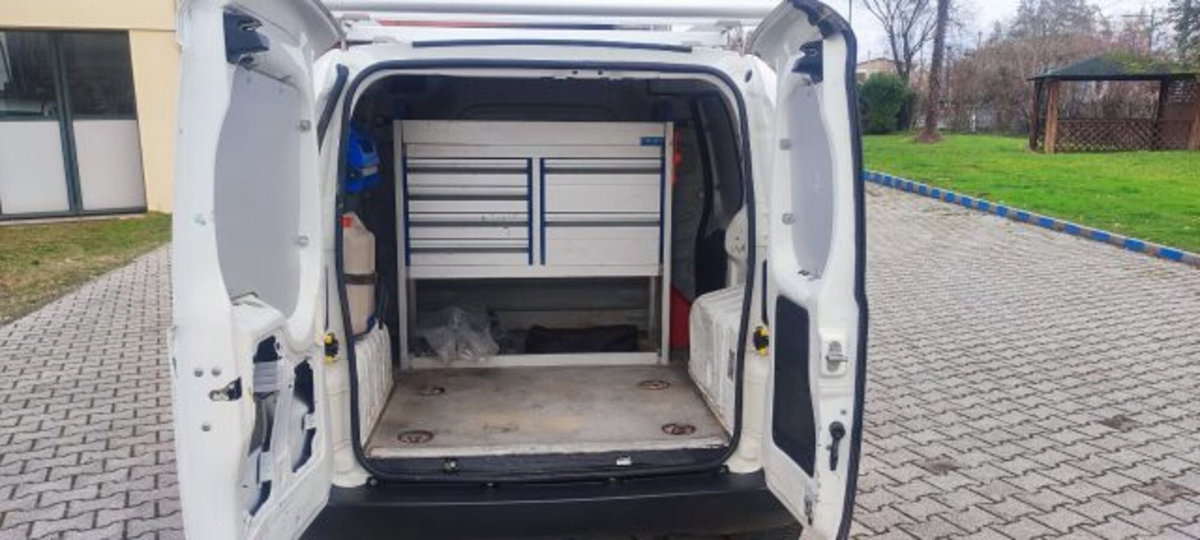 Fiat Fiorino Furgone cargo 1.3 mjt 95cv (11)