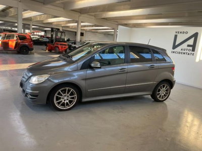 Mercedes-Benz Classe B 200 CDI Chrome (4)