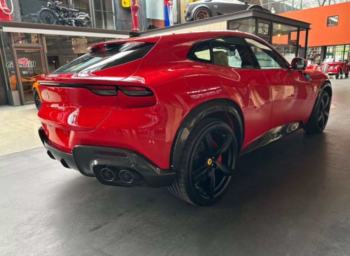 Ferrari Purosangue 6.5 (4)
