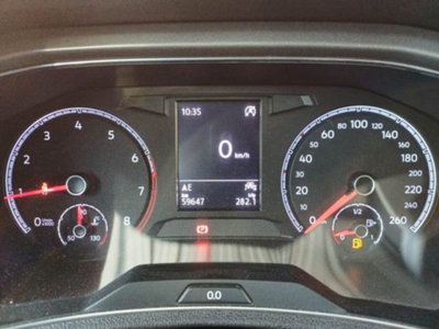 Volkswagen T-Roc 1.0 TSI Business BlueMotion Technology (4)