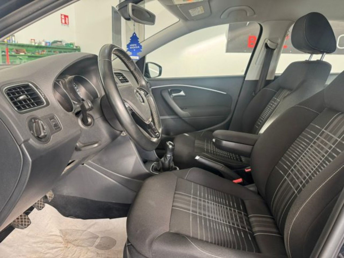 Volkswagen Polo 1.0 MPI 5p. Trendline (10)