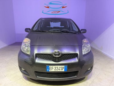 Toyota Yaris 1.3 5 porte Sol usata