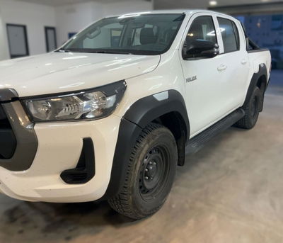 Toyota Hilux 2.8 D 4WD porte Double Cab Lounge