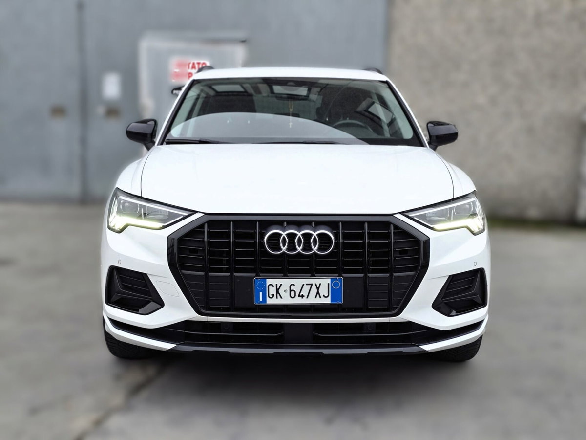 Audi Q3 Sportback 35 TDI quattro S tronic S line edition (2)