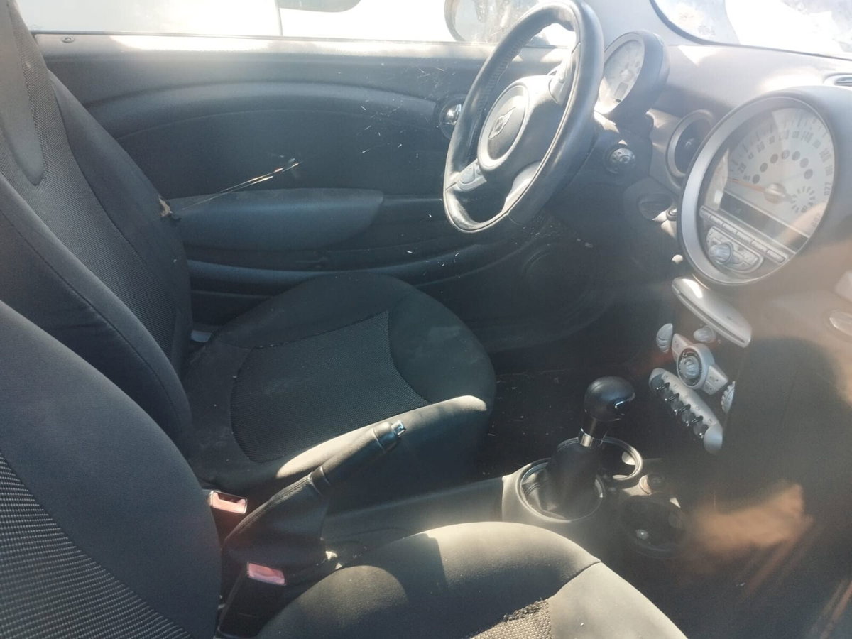 MINI Mini Clubman 1.6 16V Cooper D Clubman (3)