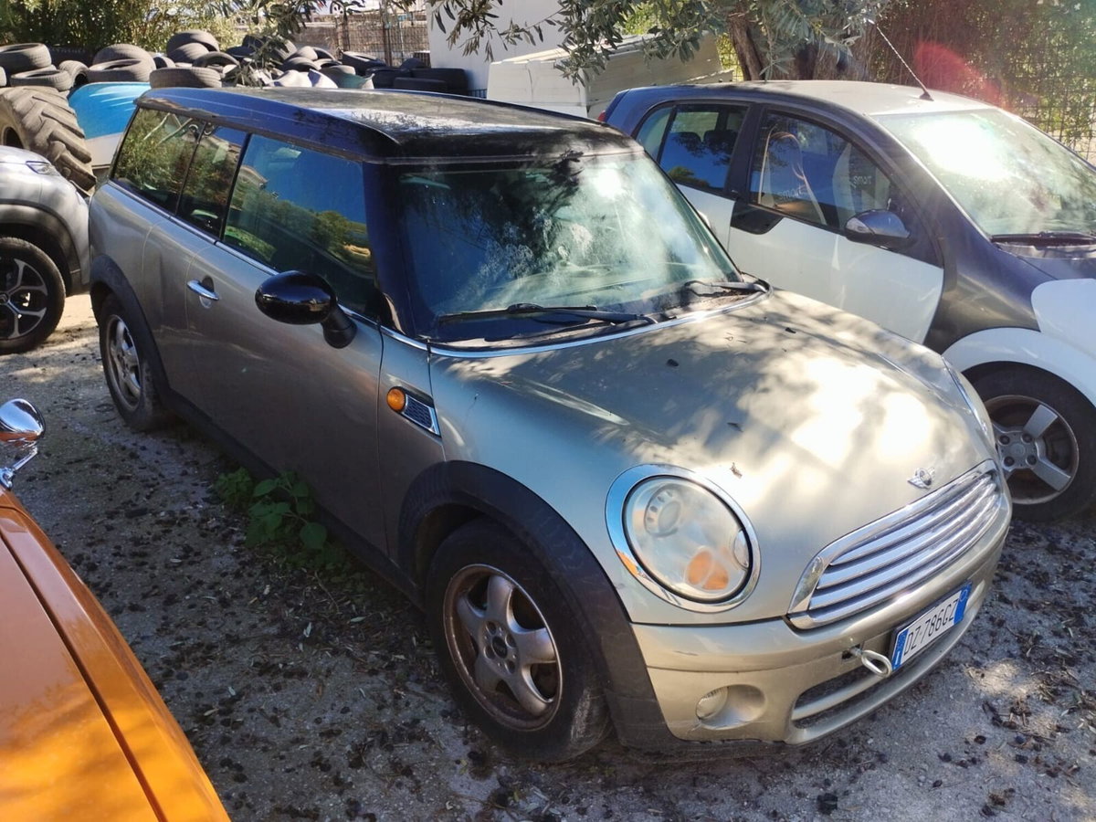 MINI Mini Clubman 1.6 16V Cooper D Clubman (8)